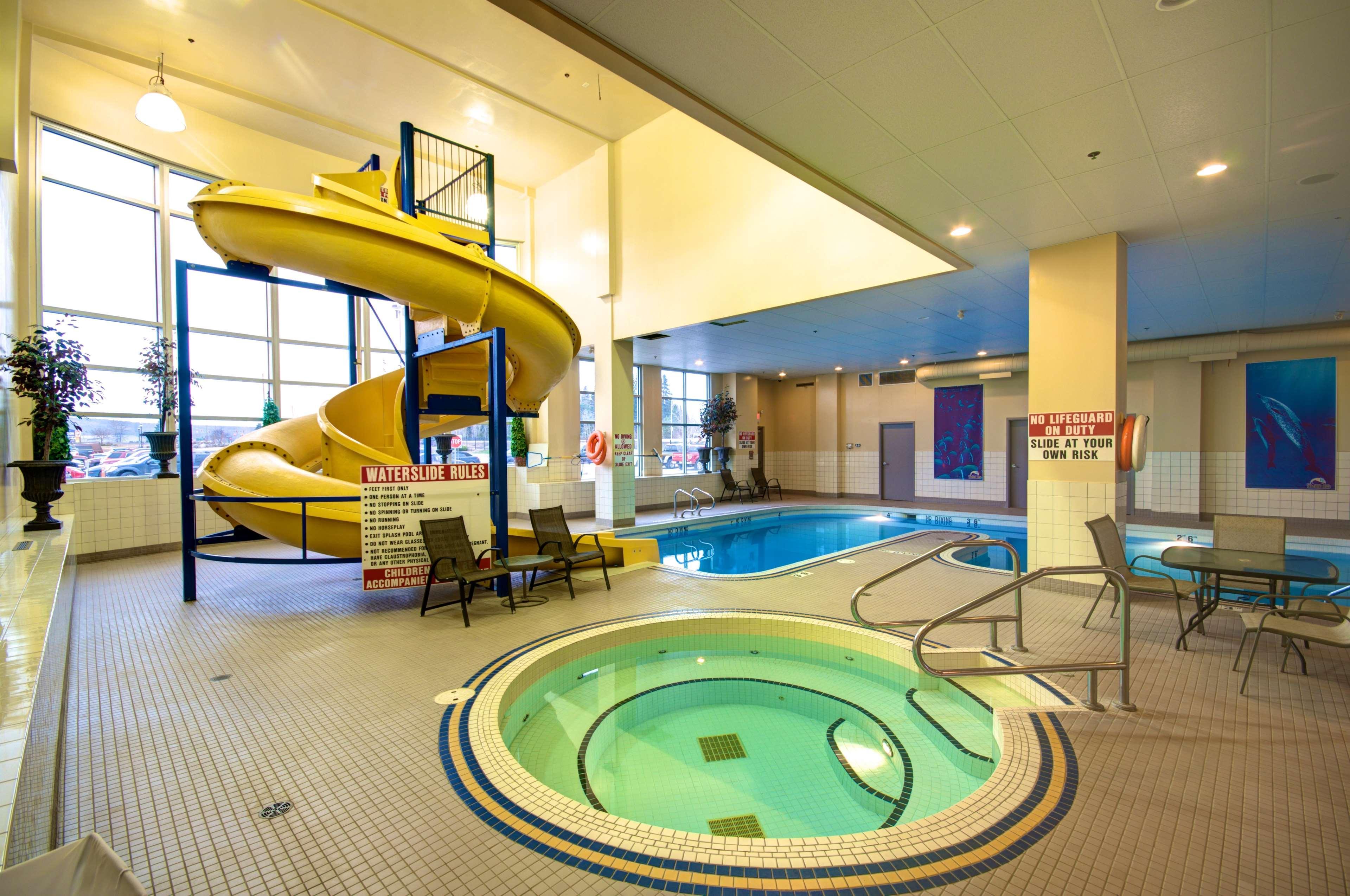 Prestige Treasure Cove Resort, Worldhotels Elite Prince George Luaran gambar