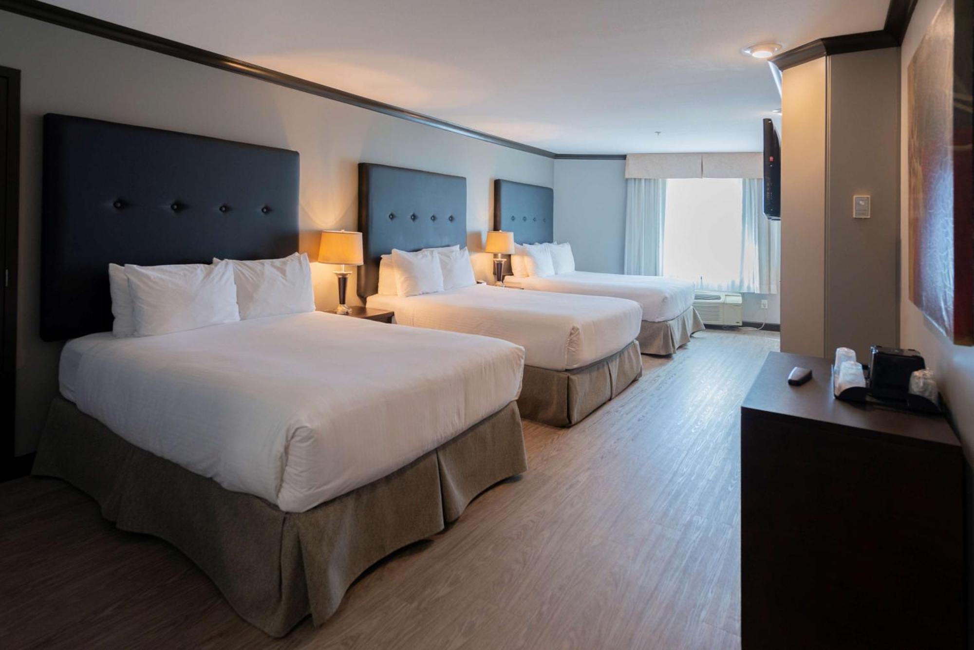 Prestige Treasure Cove Resort, Worldhotels Elite Prince George Luaran gambar