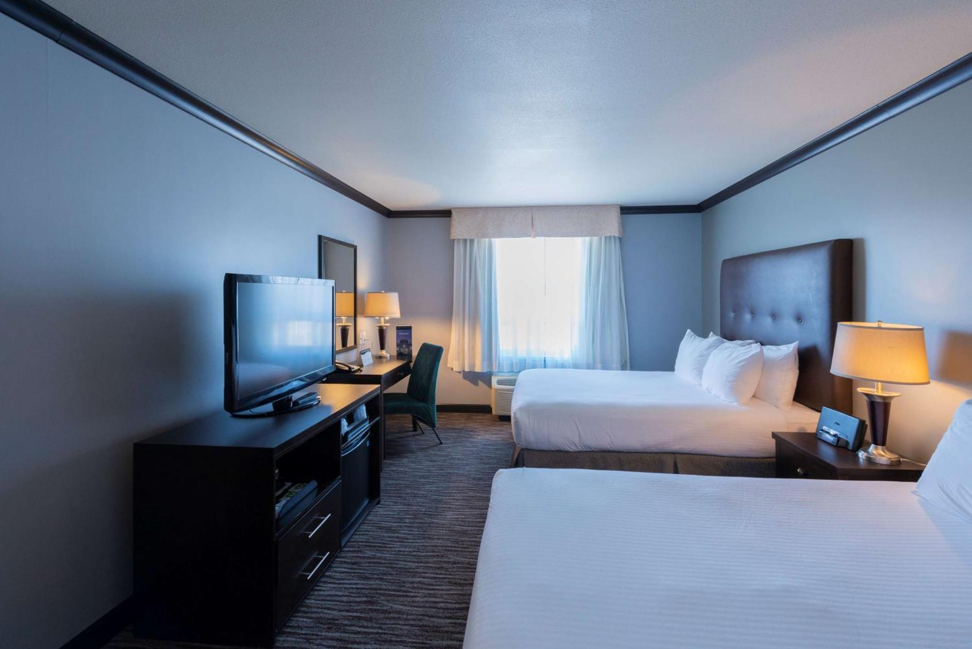 Prestige Treasure Cove Resort, Worldhotels Elite Prince George Luaran gambar