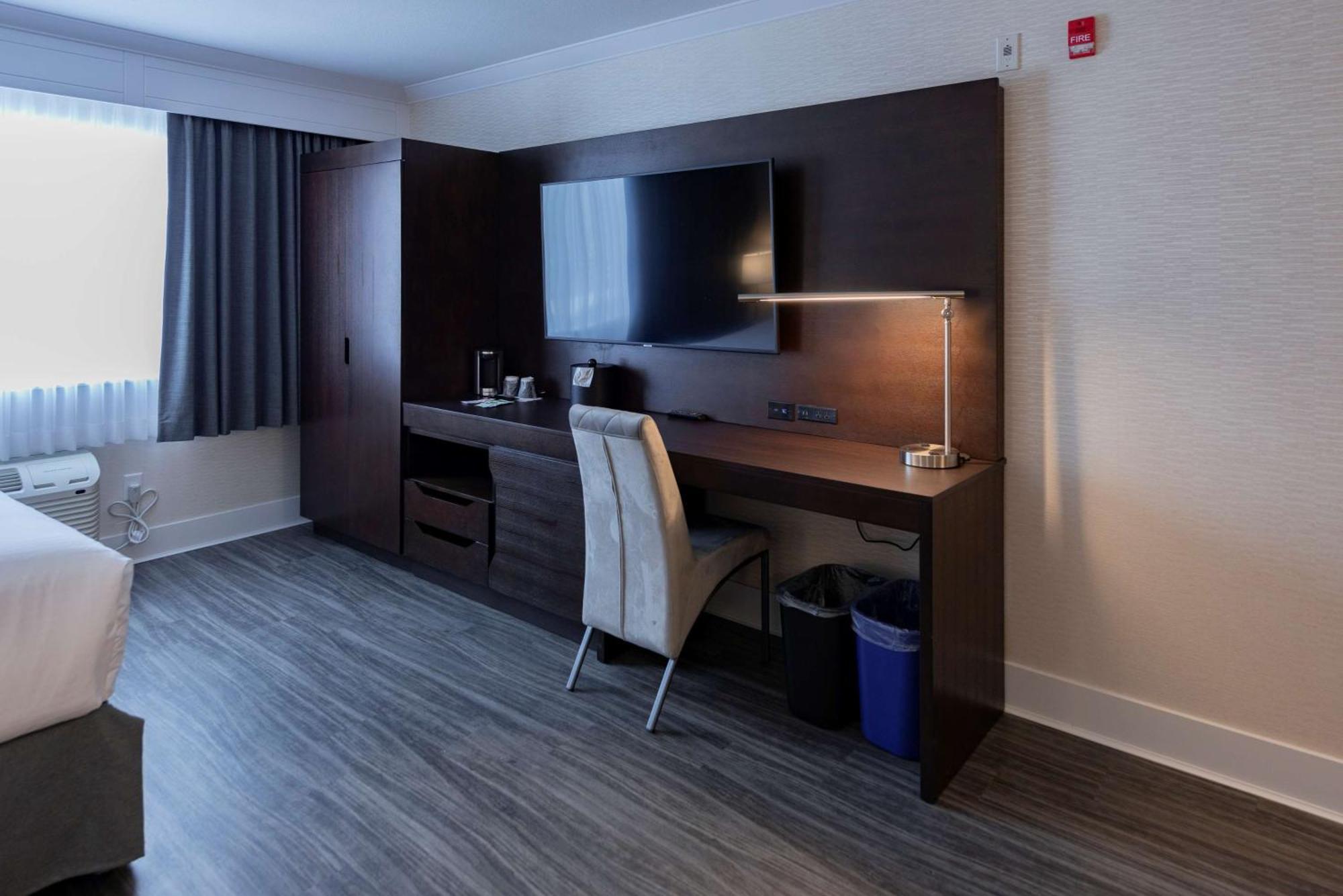 Prestige Treasure Cove Resort, Worldhotels Elite Prince George Luaran gambar